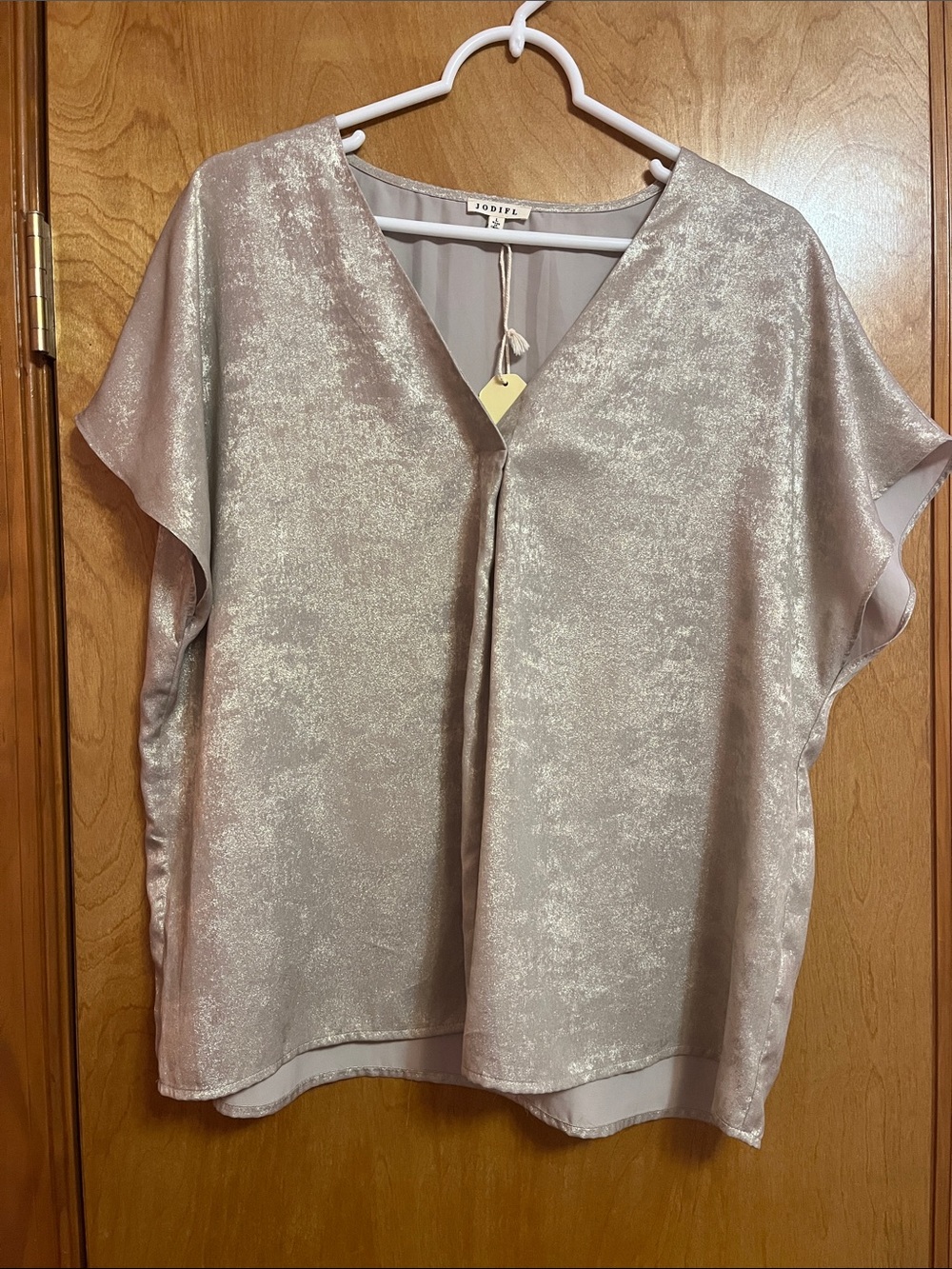 JODIFL Shimmery Champagne V-Neck Flutter Sleeve Blouse